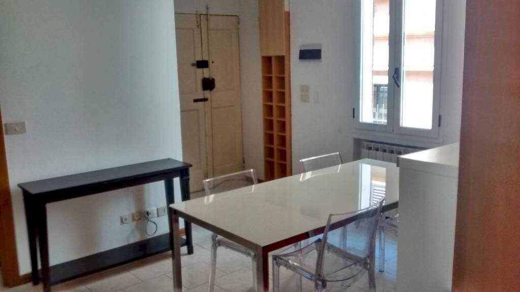 Quadrilocale via San Felice, Bologna (zona Centro Storico) - foto 2