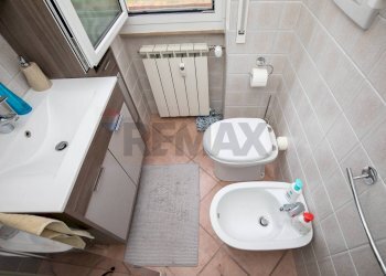 Two-room apartment Pontedecimo, Genova, Genova (neighborhood Pontedecimo) - photo 16