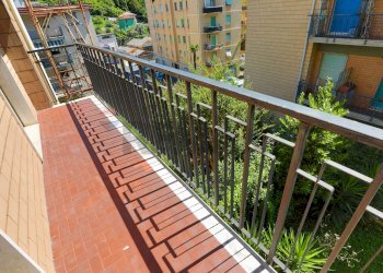 Four-room apartment Pontedecimo, Genova, Genova (neighborhood Pontedecimo) - photo 3