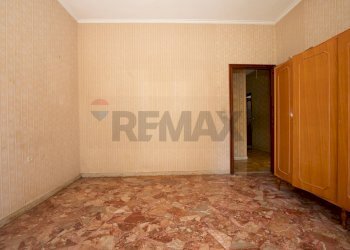 Four-room apartment Pontedecimo, Genova, Genova (neighborhood Pontedecimo) - photo 7
