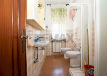 Four-room apartment Pontedecimo, Genova, Genova (neighborhood Pontedecimo) - photo 20