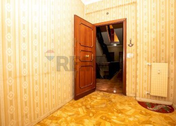 Four-room apartment Pontedecimo, Genova, Genova (neighborhood Pontedecimo) - photo 23