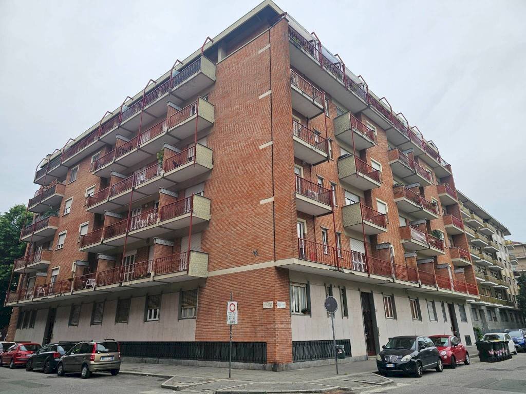 Trilocale Torino (zona Santa Rita) - foto 1