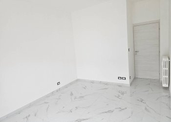 Trilocale Torino (zona Santa Rita) - foto 16