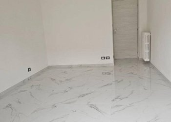 Trilocale Torino (zona Santa Rita) - foto 19