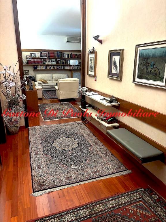Four-room apartment Saronno - photo 3
