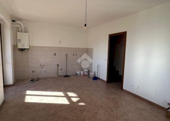 Four-room apartment Via regina elena, Andezeno - photo 5