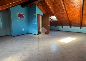 Four-room apartment Via regina elena, Andezeno - photo 11