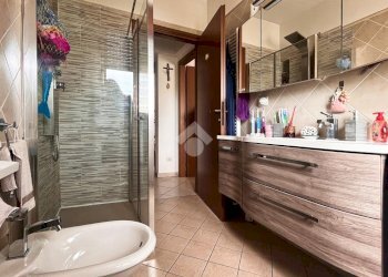 Three-room apartment Via Prov. Circonvallazione, Molinella - photo 10