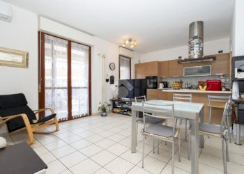 Appartamento Via alle Fabbriche, Caselle Torinese - foto 2