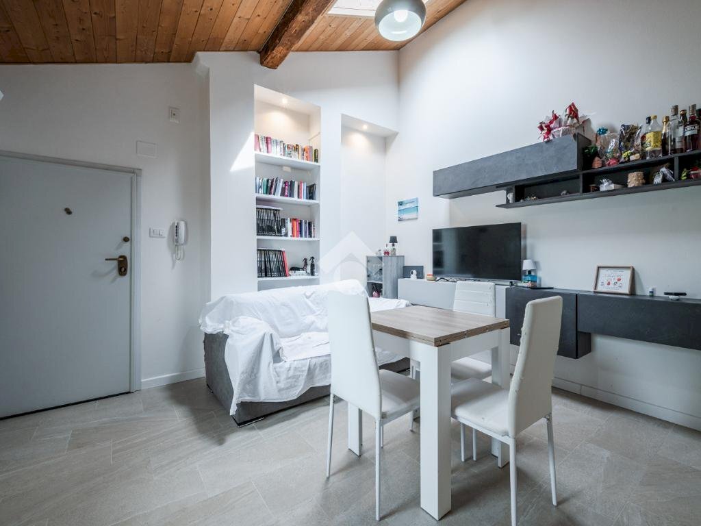 Three-room apartment Via delle Officine, Zola Predosa - photo 1