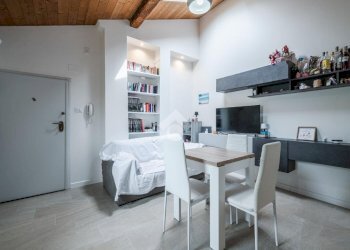Three-room apartment Via delle Officine, Zola Predosa - photo 1
