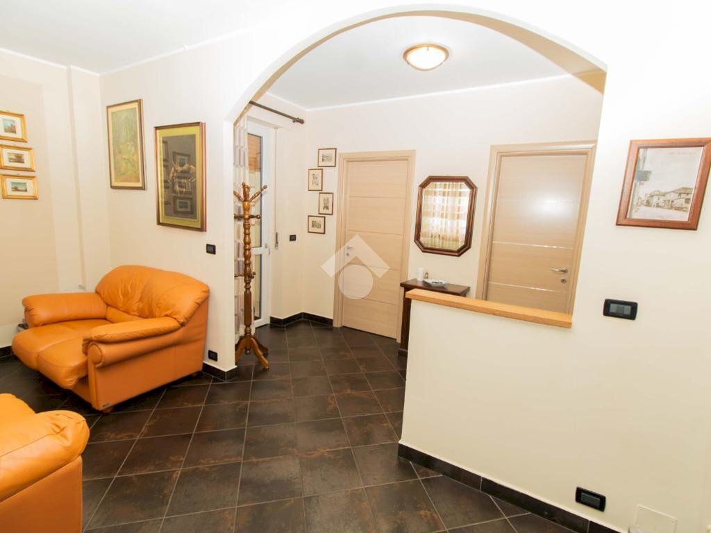 Two-room apartment Via Lombardore, Leini - photo 2