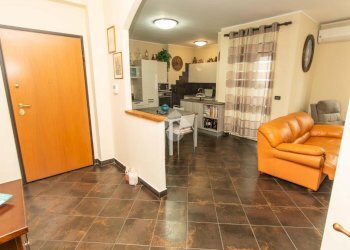 Two-room apartment Via Lombardore, Leini - photo 3