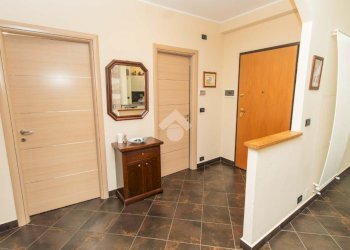 Two-room apartment Via Lombardore, Leini - photo 4