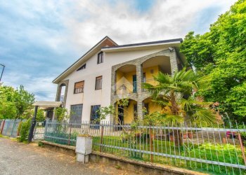 Villa Via General Perotti, Leini - foto 1
