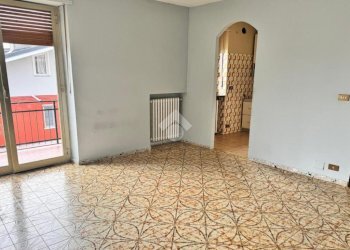 Two-room apartment Vicolo Pavonesche, Bosconero - photo 4