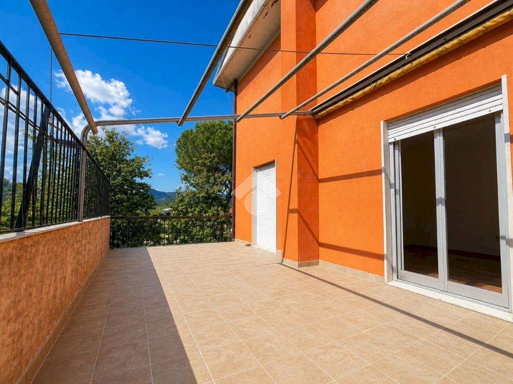 Four-room apartment V. Prima Trasversale, Vezzano Ligure - photo 1