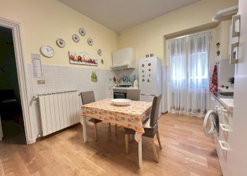 Four-room apartment VIA MERANO, Genova (neighborhood Sestri Ponente) - photo 4
