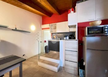 Two-room apartment Via Garigliano, Milano (neighborhood Isola) - photo 6