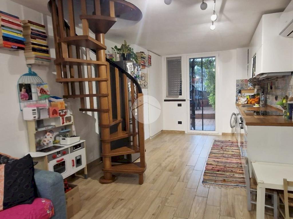Three-room apartment Via Remo La Valle, Milano (neighborhood Giambellino) - photo 3