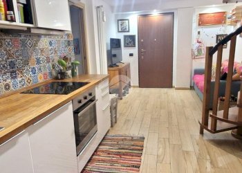 Three-room apartment Via Remo La Valle, Milano (neighborhood Giambellino) - photo 2