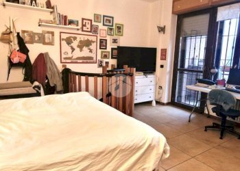 Three-room apartment Via Remo La Valle, Milano (neighborhood Giambellino) - photo 5