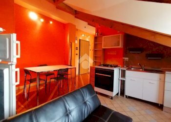 Attic Via Testona, Torino (neighborhood Nizza Millefonti) - photo 1