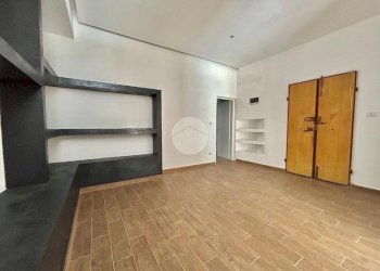 Two-room apartment Via Anton Giulio Barrili, Savona - photo 4