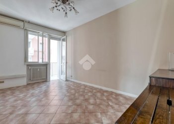 Four-room apartment Via Pelusia, Modena (neighborhood Musicisti) - photo 9