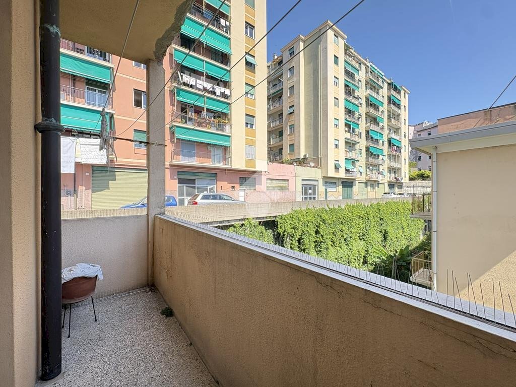 Appartamento Via Federico Donaver, Genova (zona San Fruttuoso) - foto 1