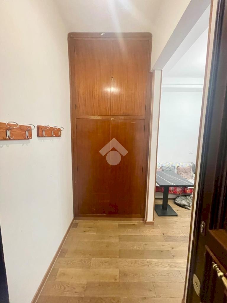 Four-room apartment Via Carlo Barabino, Genova (neighborhood Foce) - photo 2