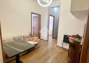 Four-room apartment Via Carlo Barabino, Genova (neighborhood Foce) - photo 3