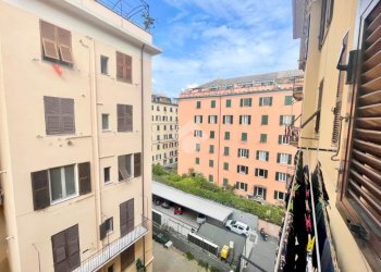 Four-room apartment Via Carlo Barabino, Genova (neighborhood Foce) - photo 10