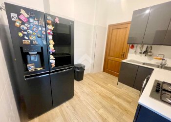 Four-room apartment Via Carlo Barabino, Genova (neighborhood Foce) - photo 13