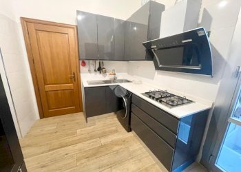 Four-room apartment Via Carlo Barabino, Genova (neighborhood Foce) - photo 14