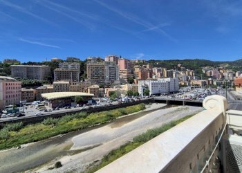 Three-room apartment Via del Piano, Genova (neighborhood Marassi) - photo 3