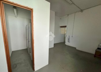 Shop Corso torino, Novara - photo 21