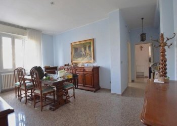 Three-room apartment Via Andrea del Castagno, Pioltello - photo 2