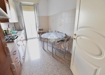 Three-room apartment Via Andrea del Castagno, Pioltello - photo 3