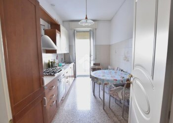 Three-room apartment Via Andrea del Castagno, Pioltello - photo 4
