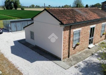 Casa indipendente Via Chiesa, Ravenna (zona Massa) - foto 2