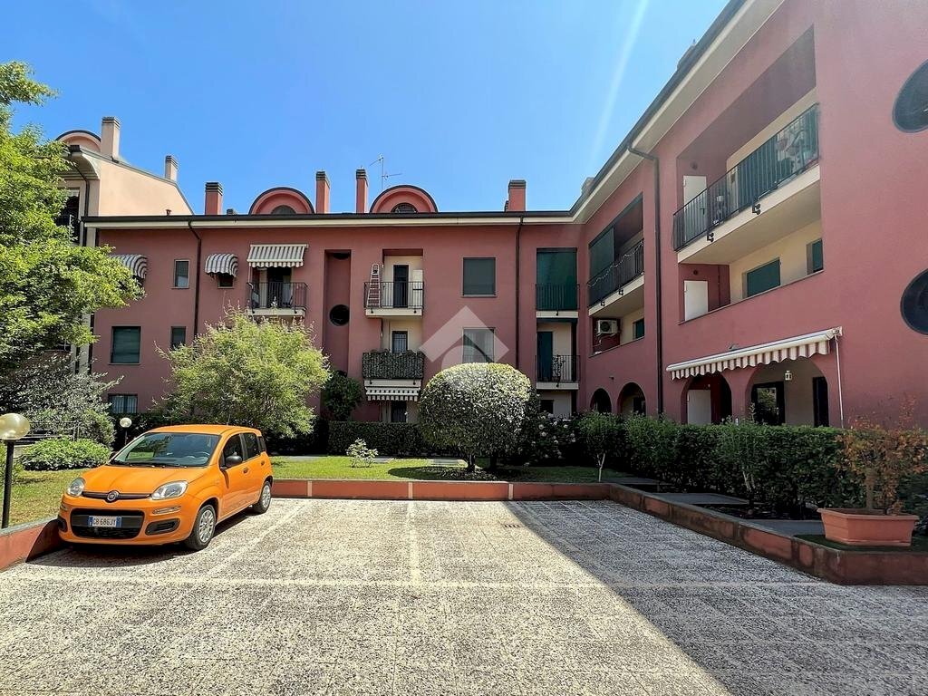 Two-room apartment Via Mazzini, Carugate - photo 2