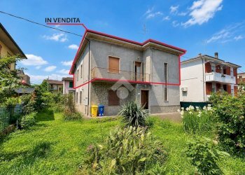 Portion of a house Via Giuseppe Mazzatinti, Forlì - photo 1