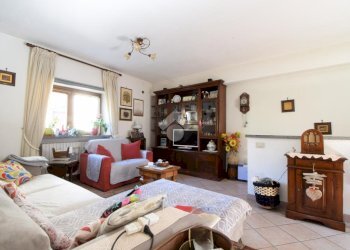 Semi-detached house Vicolo Rigollet, Chatillon - photo 39