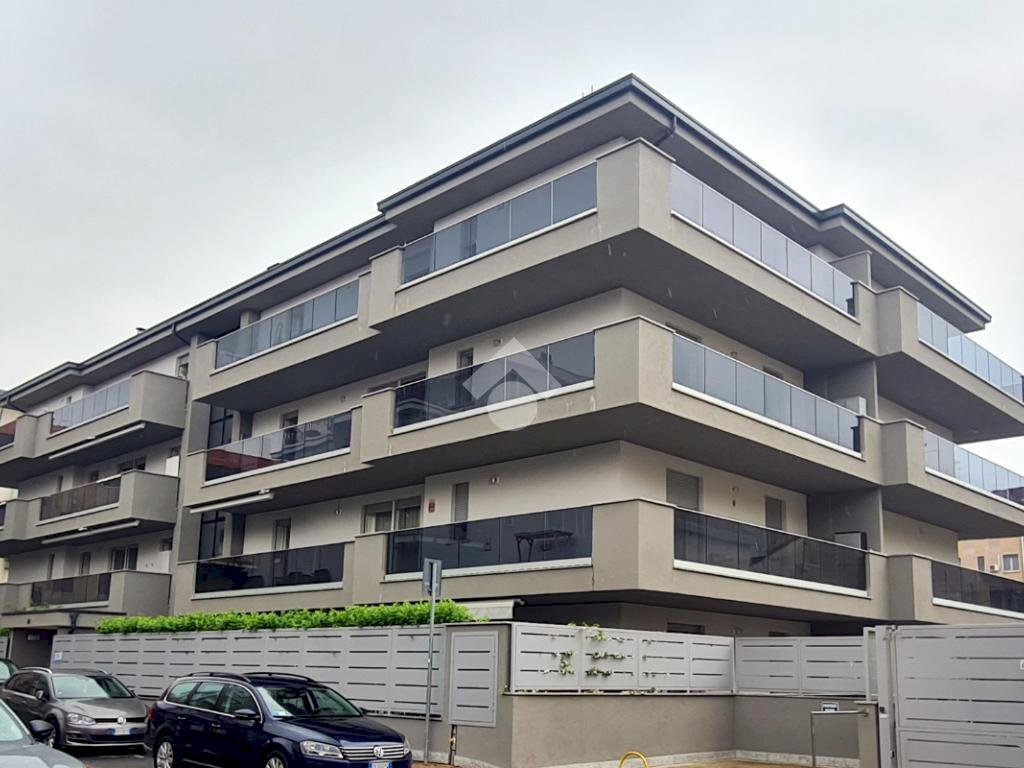 Trilocale Via della Costituzione, San Giuliano Milanese - foto 1