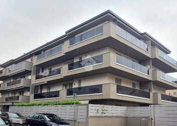 Trilocale Via della Costituzione, San Giuliano Milanese - foto 38