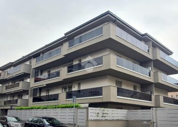 Trilocale Via della Costituzione, San Giuliano Milanese - foto 40