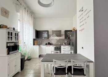 Three-room apartment Via Alessandro Manzoni, Gessate - photo 4