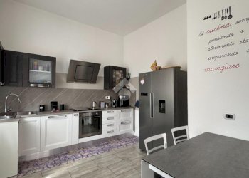 Three-room apartment Via Alessandro Manzoni, Gessate - photo 5